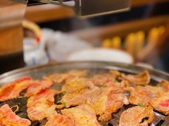 -明洞阿姨·韩式酱蟹烤肉·创意料理(三元桥店)