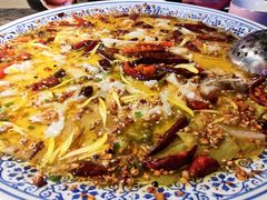 老坛子酸菜鱼-桂二老坛酸菜鱼(三街两巷店)