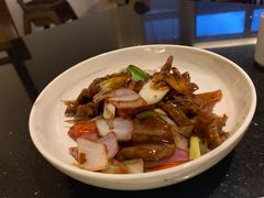 蒜香炒牛肉-铭轩中餐厅·海南菜·粤菜(亚龙湾瑞吉店)