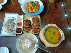 -三江源美食城