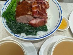 -香港新发烧腊茶餐厅(水围店)