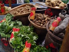 -客家大院·非遗赣南客家菜(郁孤台店)