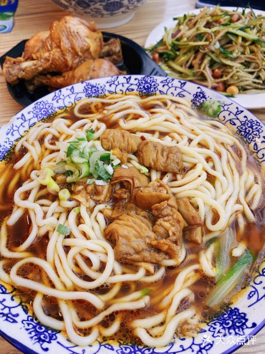 陈记肥肠面馆图片