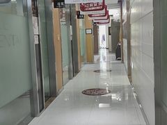 -雅悦齿科(顾村公园店)
