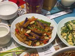 -张氏宽窄巷成都名小吃(茂业百货华强北店)