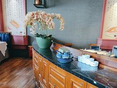 -八府香鸭·啫啫煲(华山路店)