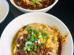 -秦云老太婆摊摊面(磁器口店)