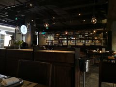 大堂-Carbon莫卡哆·意大利复古集市餐厅(杭州大厦店)