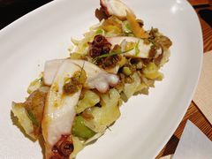 碳烤章鱼-Mercato莫卡多露台餐厅与酒吧(K11店)