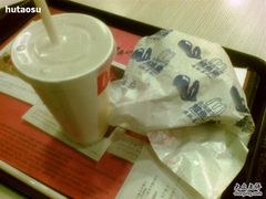鱼堡+小雪碧=9元-麦当劳