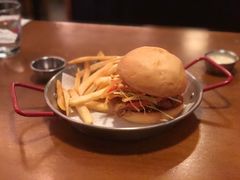 炸鸡汉堡-COMMUNE幻师(上邦百汇城店)