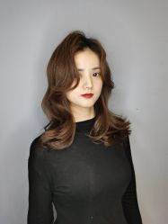-PE SALON