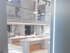 -发茂眼镜·蔡司依视路镜片(镇坪路店)