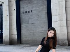 -体育场(地铁站)