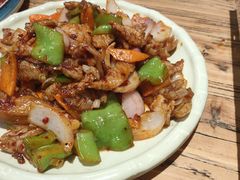 辣白菜炒五花肉-京玉菲饭店(李村店)