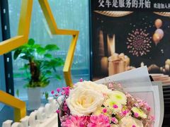 -奔驰上海利星(七宝店)