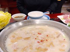 -老来福·非遗酸汤兔(凯旋路店)