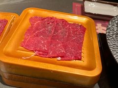 -牛YO寿喜烧·铁板烧和牛火锅自助(市府恒隆店)