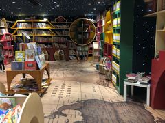 -钟书阁(珍园店)