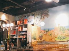 大堂-七婆串串香(育秀路店)