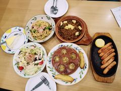 -萨莉亚意式餐厅(特力时尚汇店)