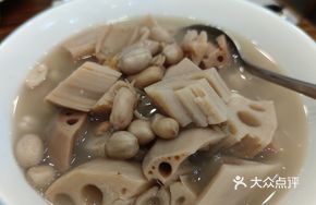 Cuttlefish and Scallop Stewed Lotus Root