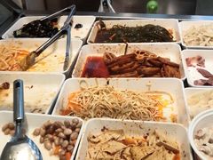 自助取餐区-紫燕百味鸡(大坪店)