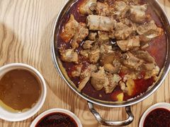 锅仔排骨-老殷锅仔