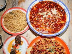 -泥糊破店小酒馆·团建聚餐(南京西路店)