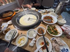 -陈大锅·岳阳鱼馆·地道岳阳菜(美食街店)