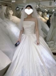 -LOVINA洛维娜婚纱礼服