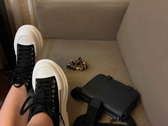 -Alexander McQueen(远洋太古里店)