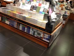 -西西弗书店&矢量咖啡(壹方购物中心店)