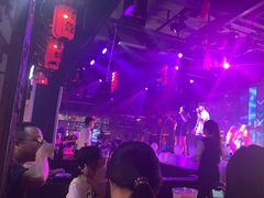 -喜鹊音乐酒馆(西街店)