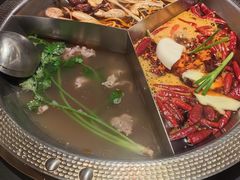 -廖掌柜·重庆鲜货火锅(上海首店)