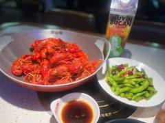 -沪小胖·小龙虾·蓝龙王(八佰伴店)