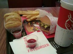-FATBURGER 特富客汉堡(外交公寓店)