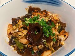 酸包菜炒浏阳红薯粉-老湘亲·品鉴湘菜(湖里店)