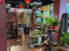 -大匠工房古船木艺术餐厅·猪肚鸡专门店(长白仙岛店)