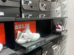 -NIKE北京马连道换季优惠店