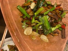 -云海肴·汽锅鸡·云南菜(天山百盛优客店)