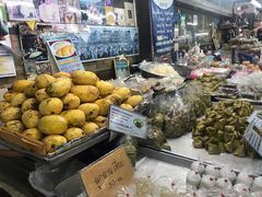 -瓦洛洛传统市场