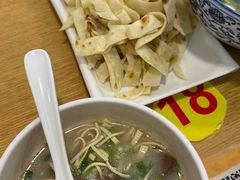 -八百里牛肉汤(盖饭·锅贴·万象城店)