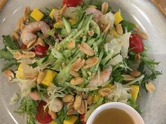 鲜柚芒果沙拉-HELLO 27 意面·沙拉·帕尼尼