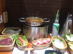 -独食火锅·半米屋台(直营总店)