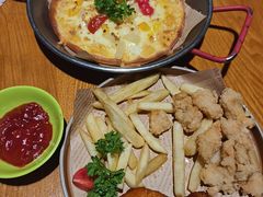 -豪客嘉族·麦尼顿西餐厅(乐福天下店)