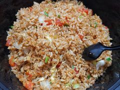 番茄蛋炒饭-关里关外·鱼头泡饼(唐冶绿地汇店)