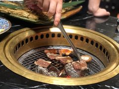 -山川小町·极番烧肉(新地假日广场店)