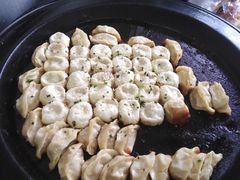 -黄阿姨锅贴大王(万航渡路店)