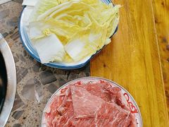 -乳仔牛牦牛汤锅 烤羊排(松潘古城店)